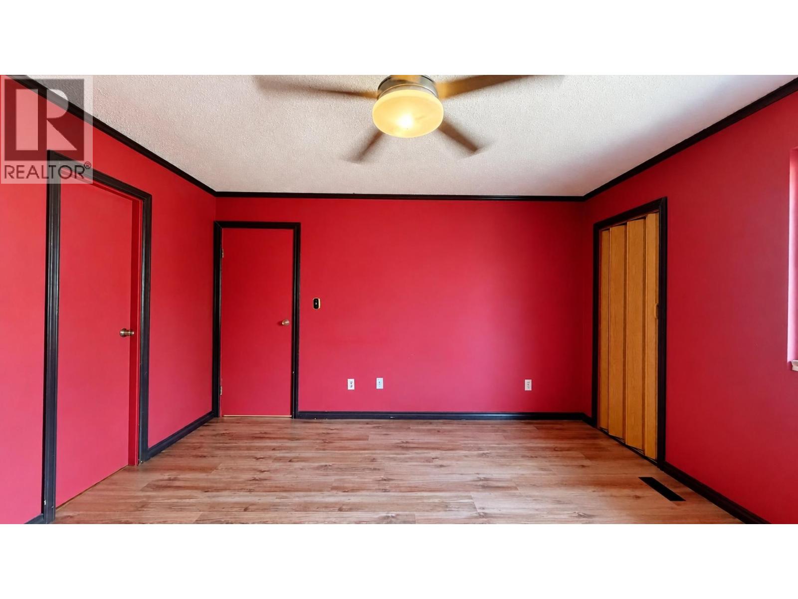 143 3031 Williams Road Property Photo 19