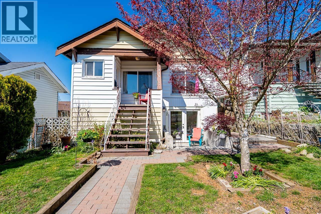 3415 Dundas Street Property Photo 1