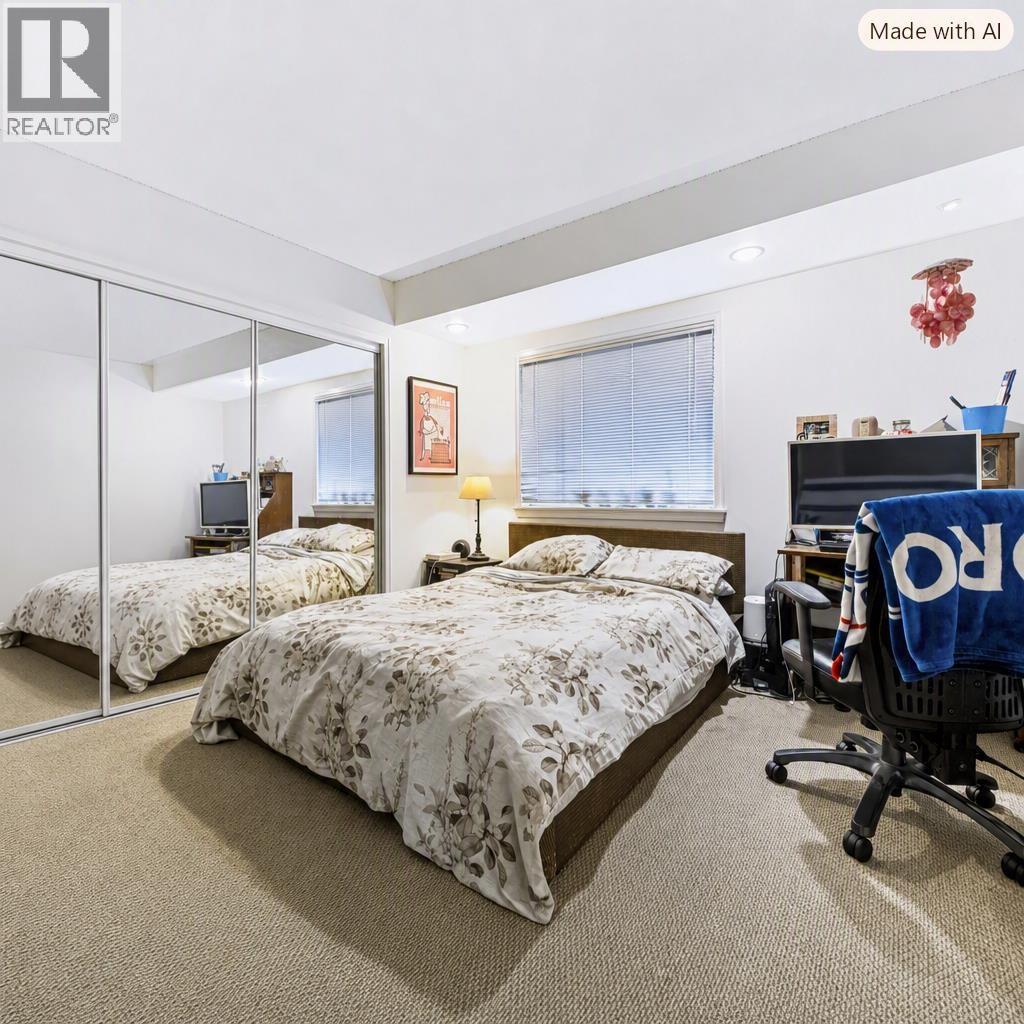 7455 West Boulevard Property Photo 11