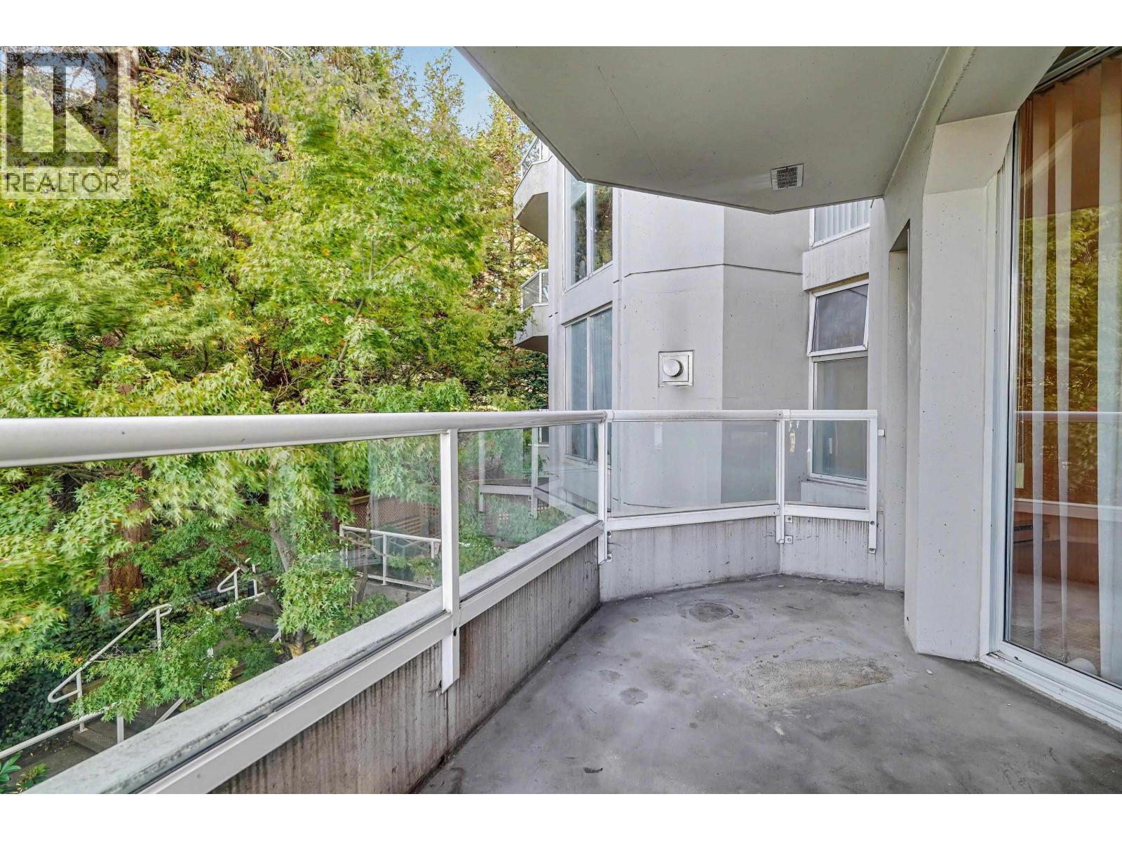 307 69 Jamieson Court Property Photo 26