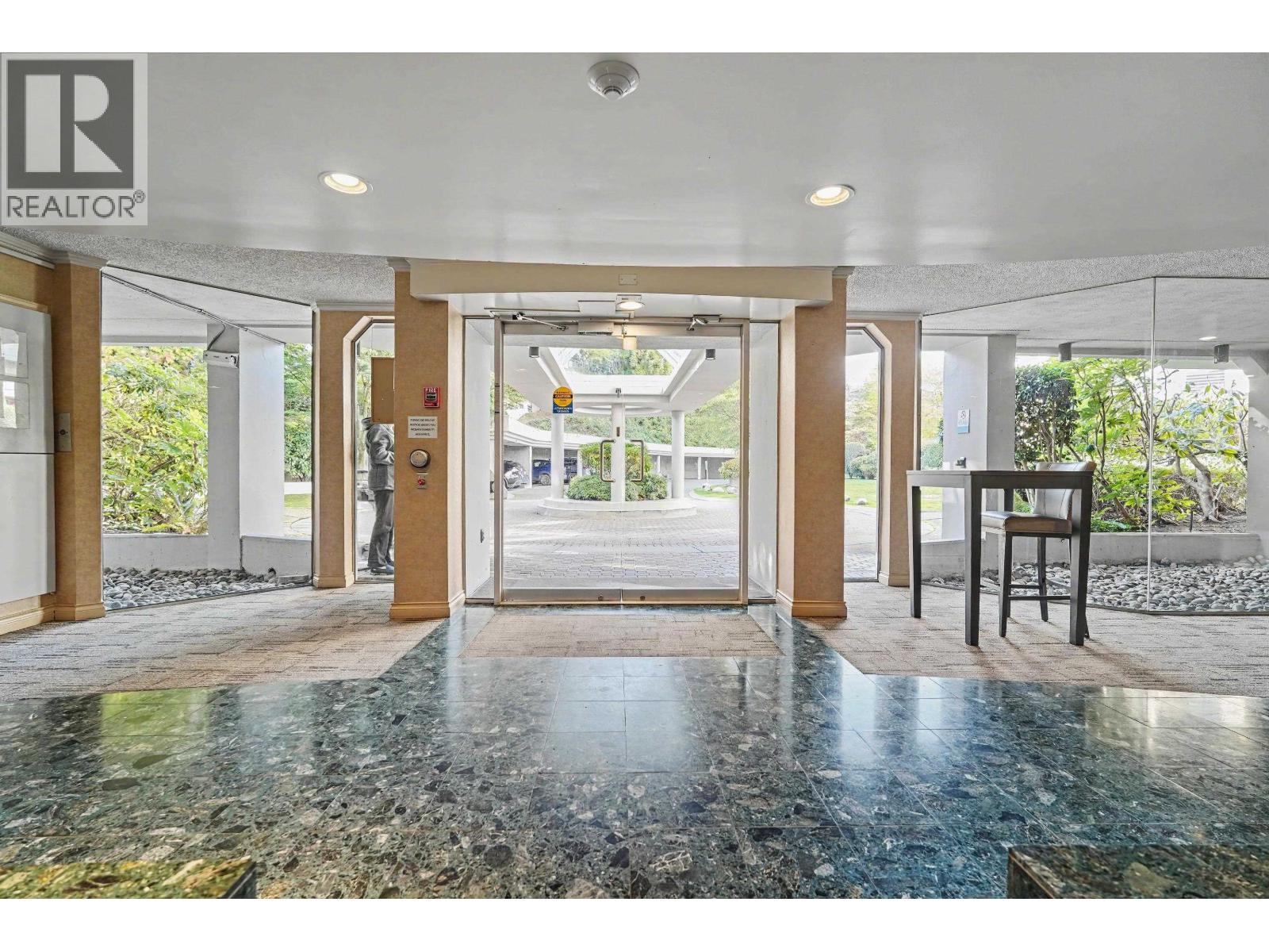 307 69 Jamieson Court Property Photo 30