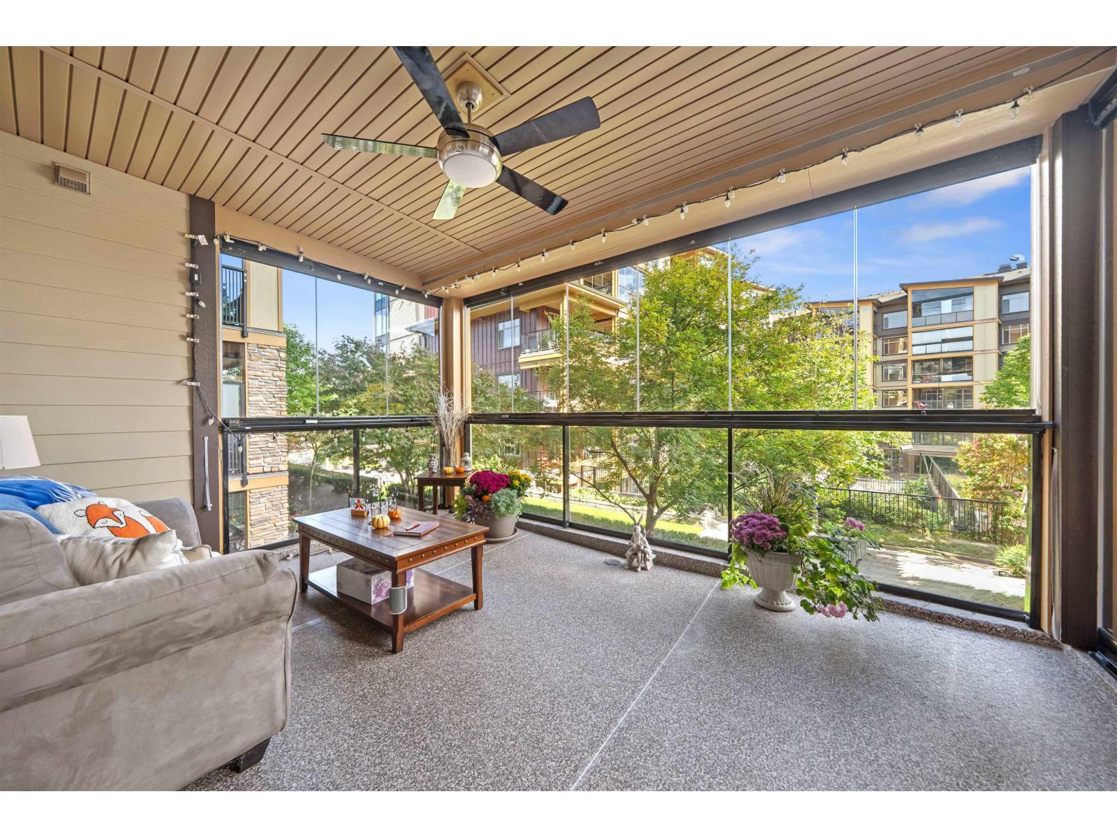 208 2860 Trethewey Street Property Photo 12