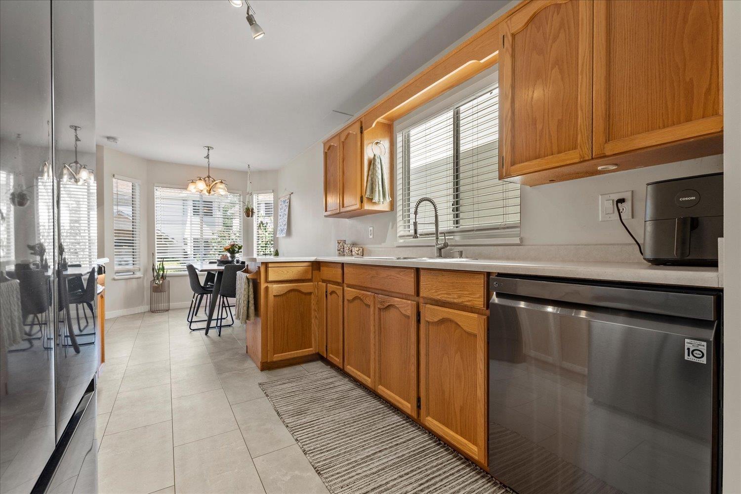 51 32339 7 Avenue Property Photo 13