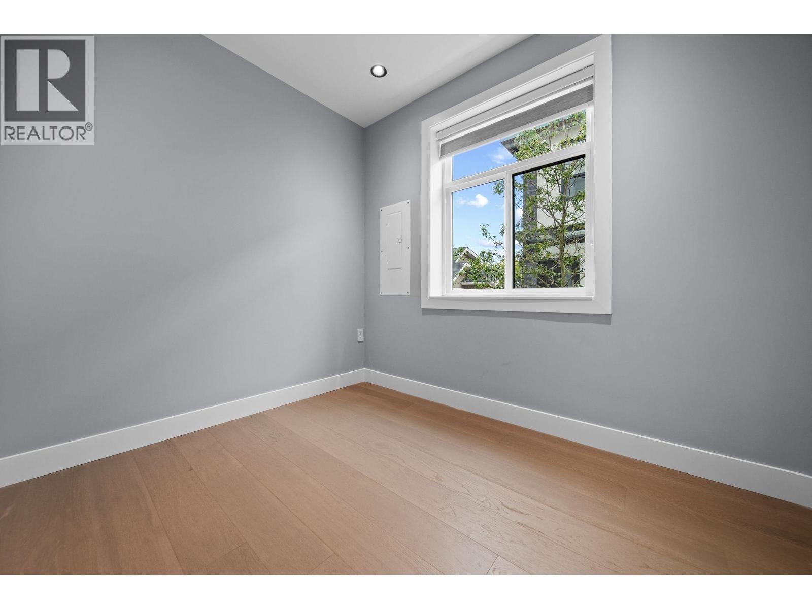 1 2557 W King Edward Avenue Property Photo 12