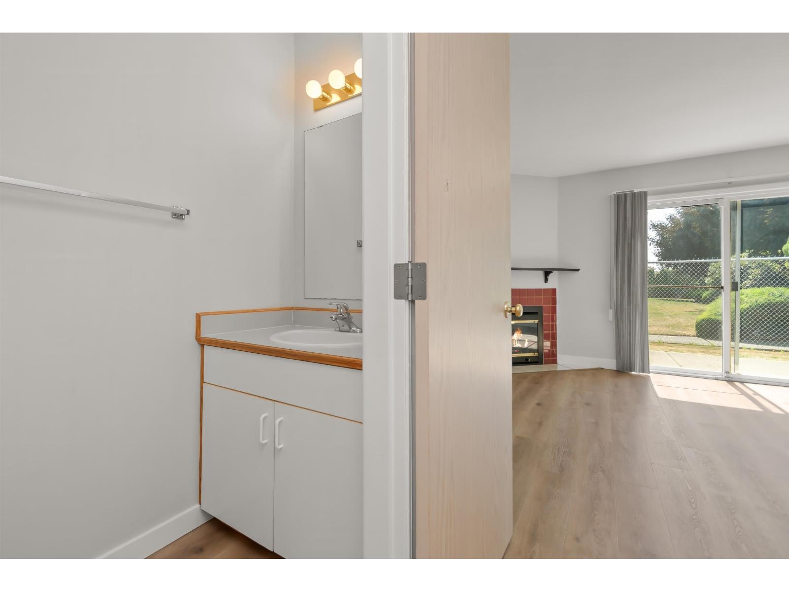 9206 Corbould Street #1 Property Photo 11