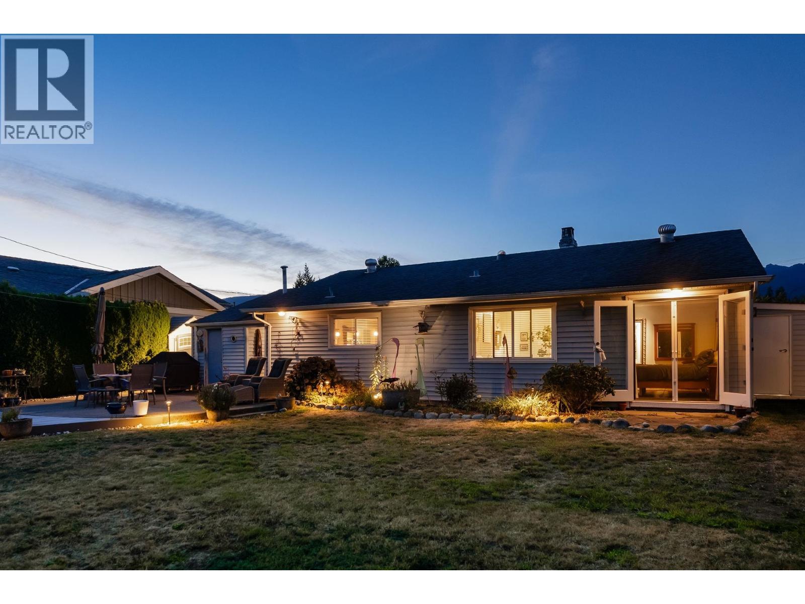 1283 Pinewood Crescent Property Photo 23