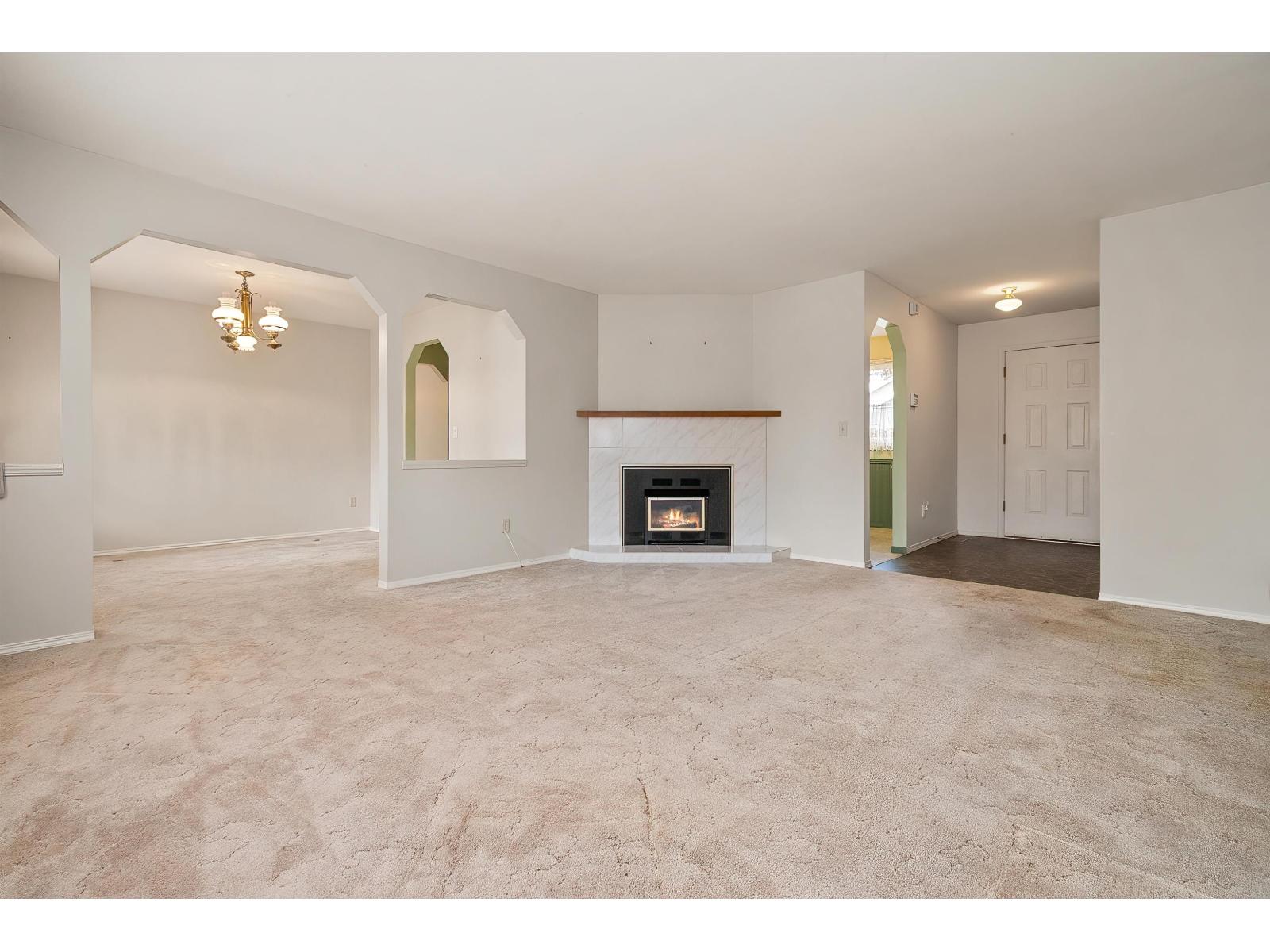 46634 Elliott Avenue Property Photo 5