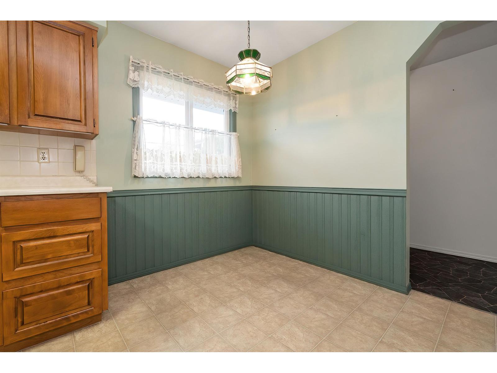 46634 Elliott Avenue Property Photo 15