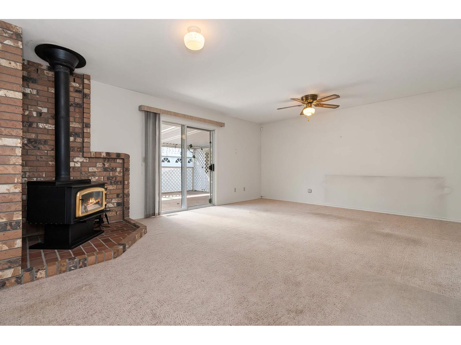 46634 Elliott Avenue Property Photo 17