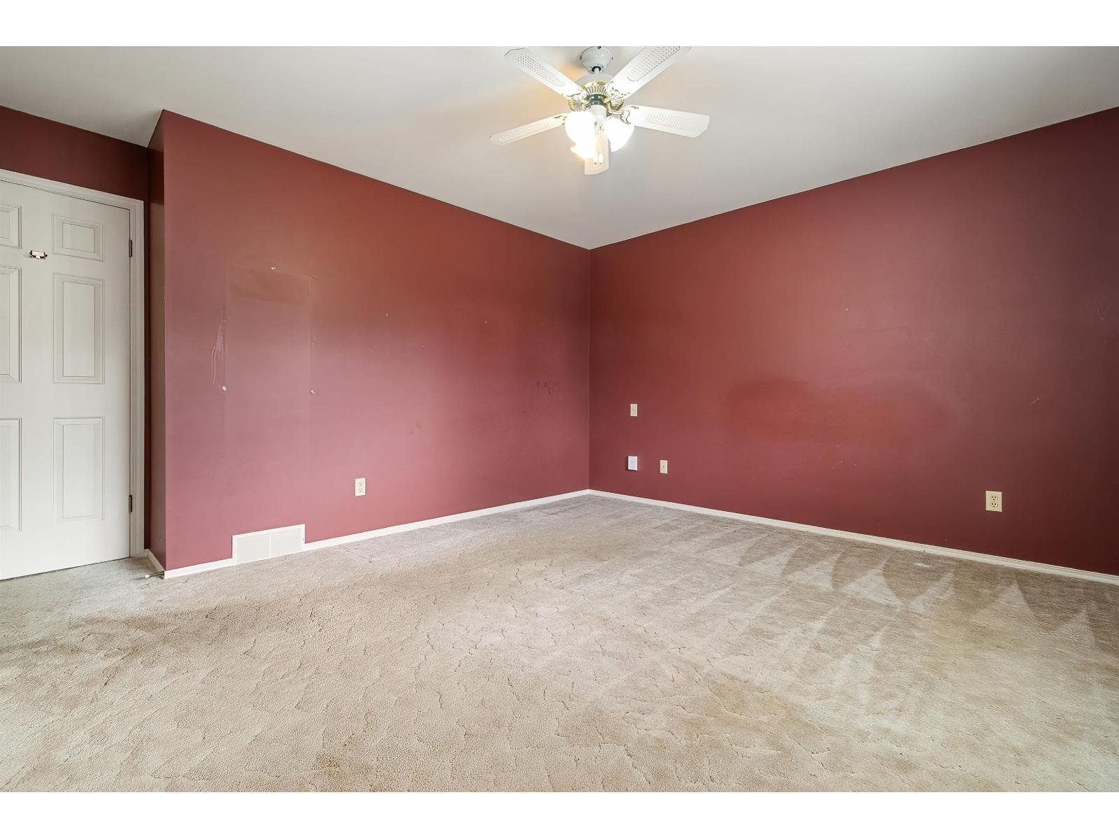 46634 Elliott Avenue Property Photo 24