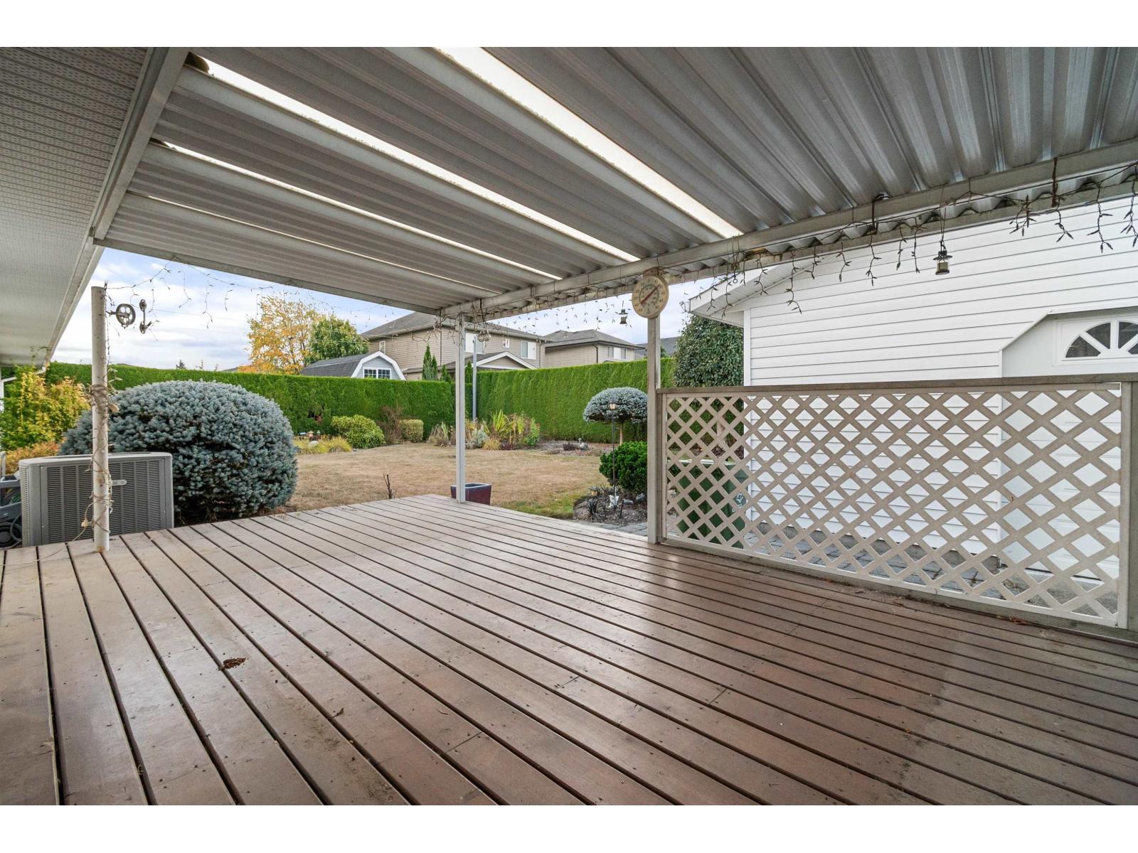 46634 Elliott Avenue Property Photo 32