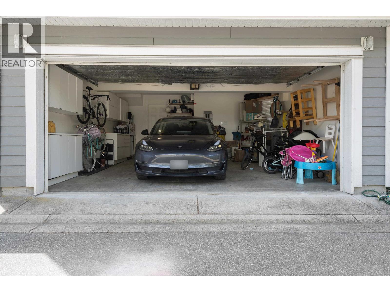1 13028 No. 2 Road Property Photo 21