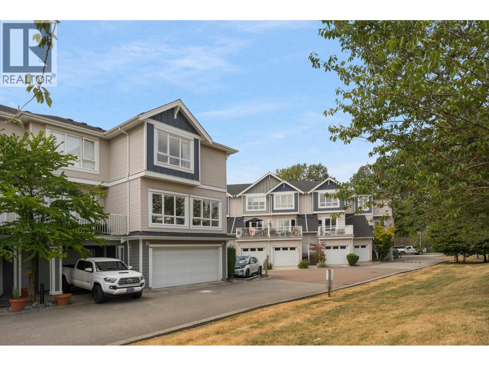1 13028 No. 2 Road Property Photo 23