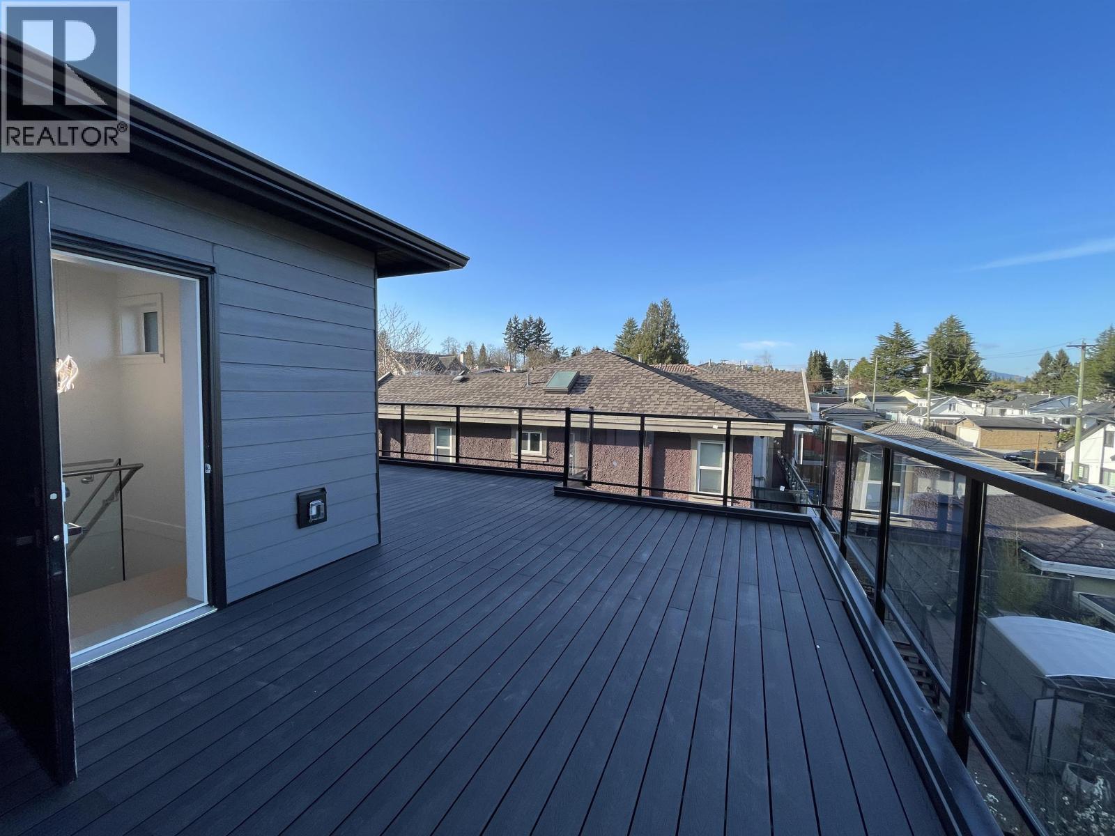 2 2452 Harrison Drive Property Photo 15