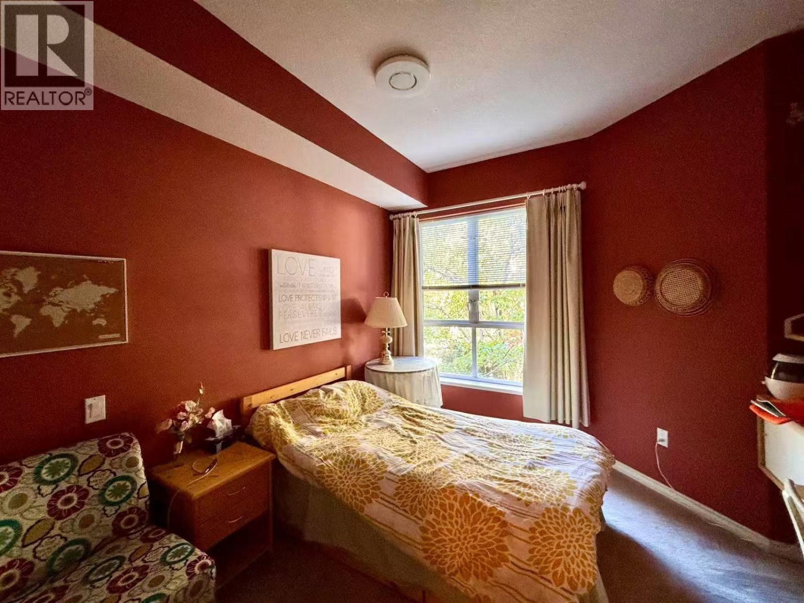 209 5670 Hampton Place Property Photo 6