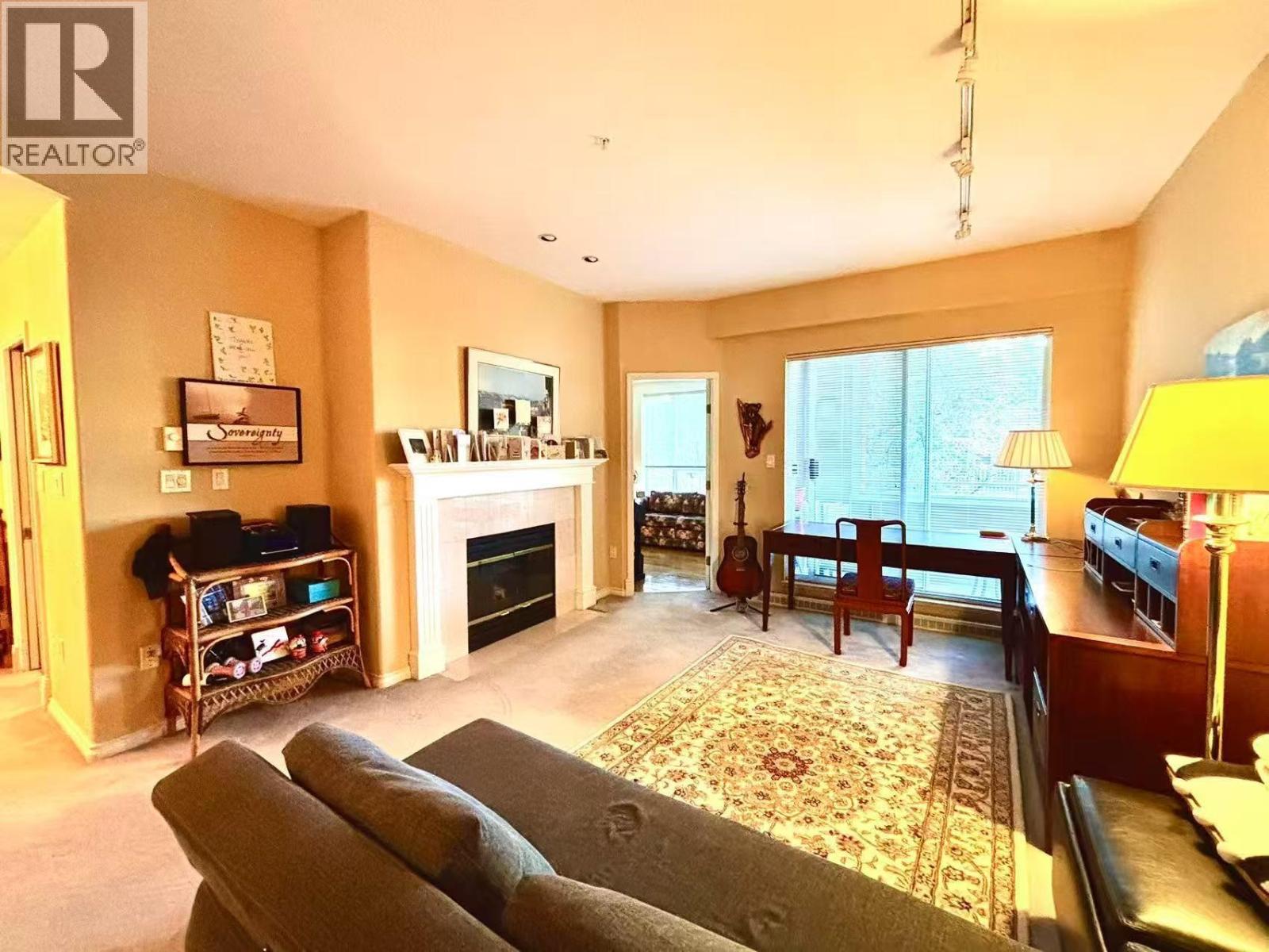 209 5670 Hampton Place Property Photo 9