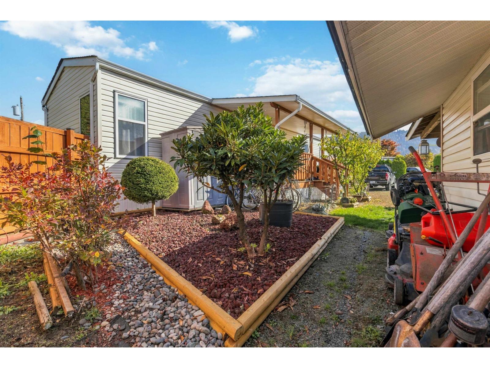5742 Unsworth Road #74 Property Photo 12