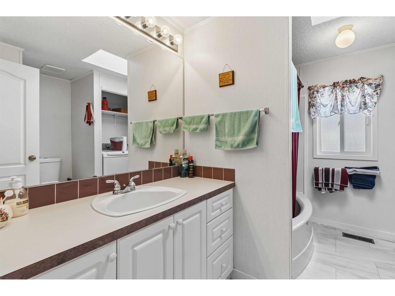 5742 Unsworth Road #74 Property Photo 21