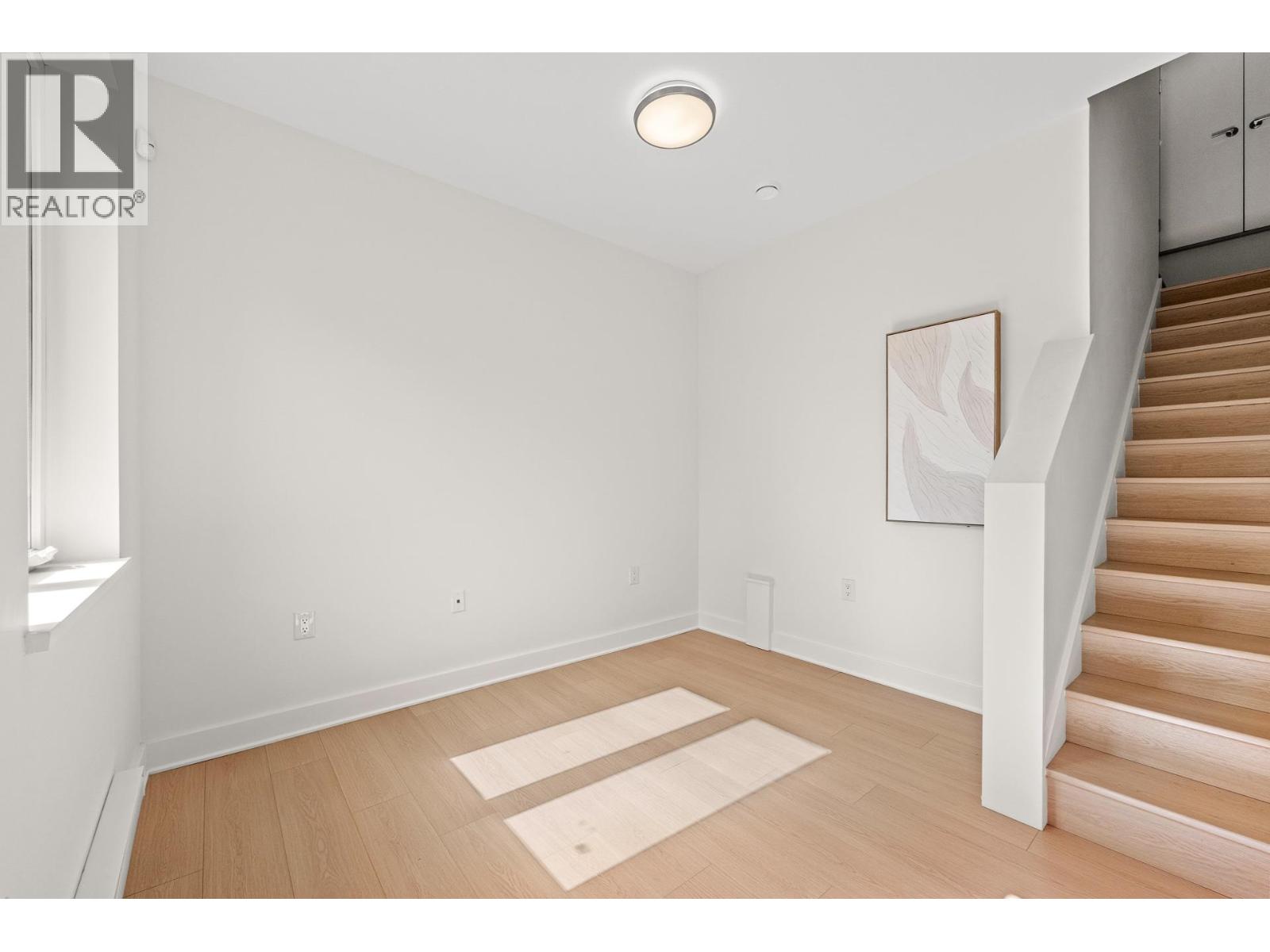 5079 Elgin Street Property Photo 38