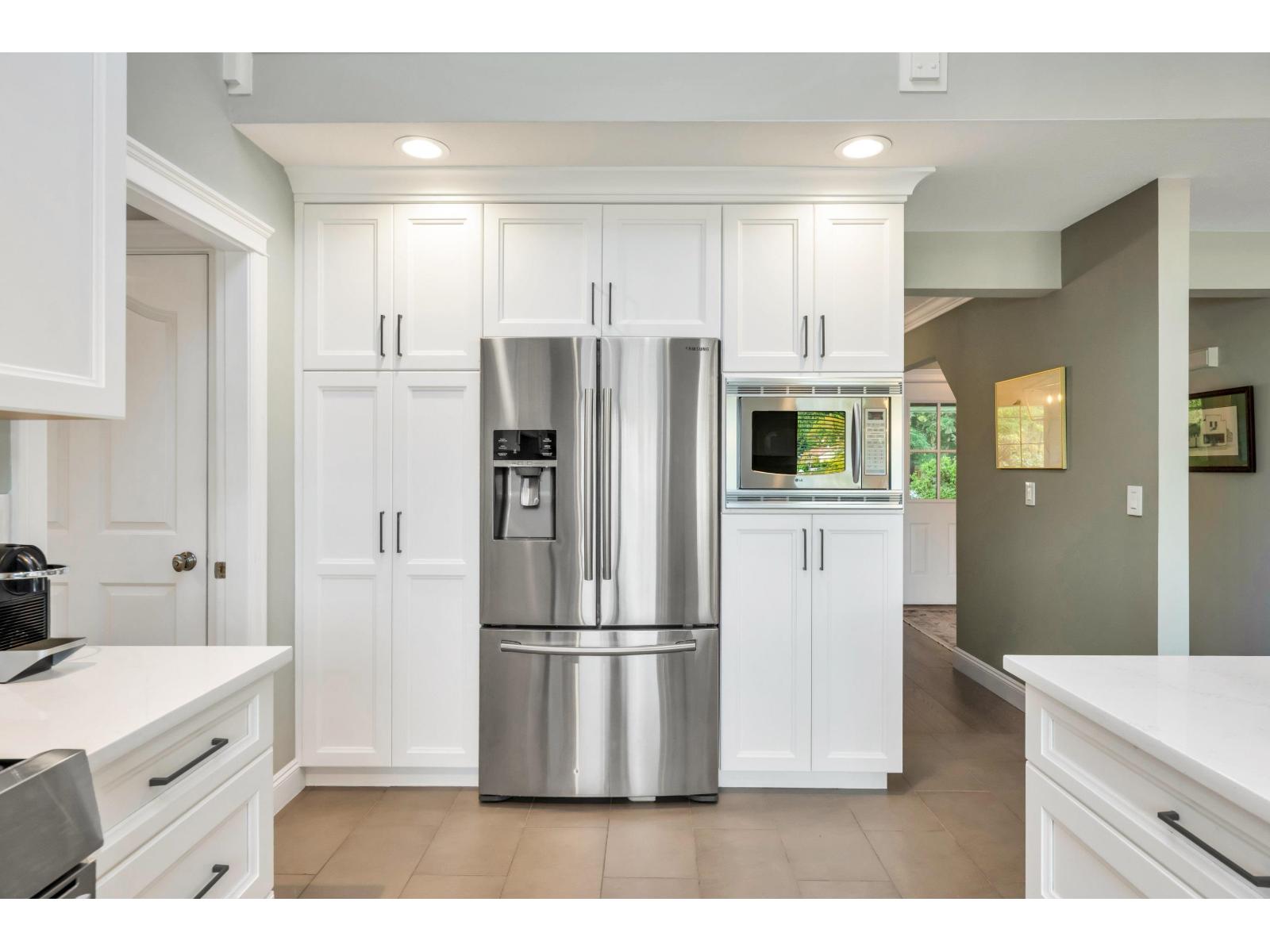 3152 204 Street Property Photo 15