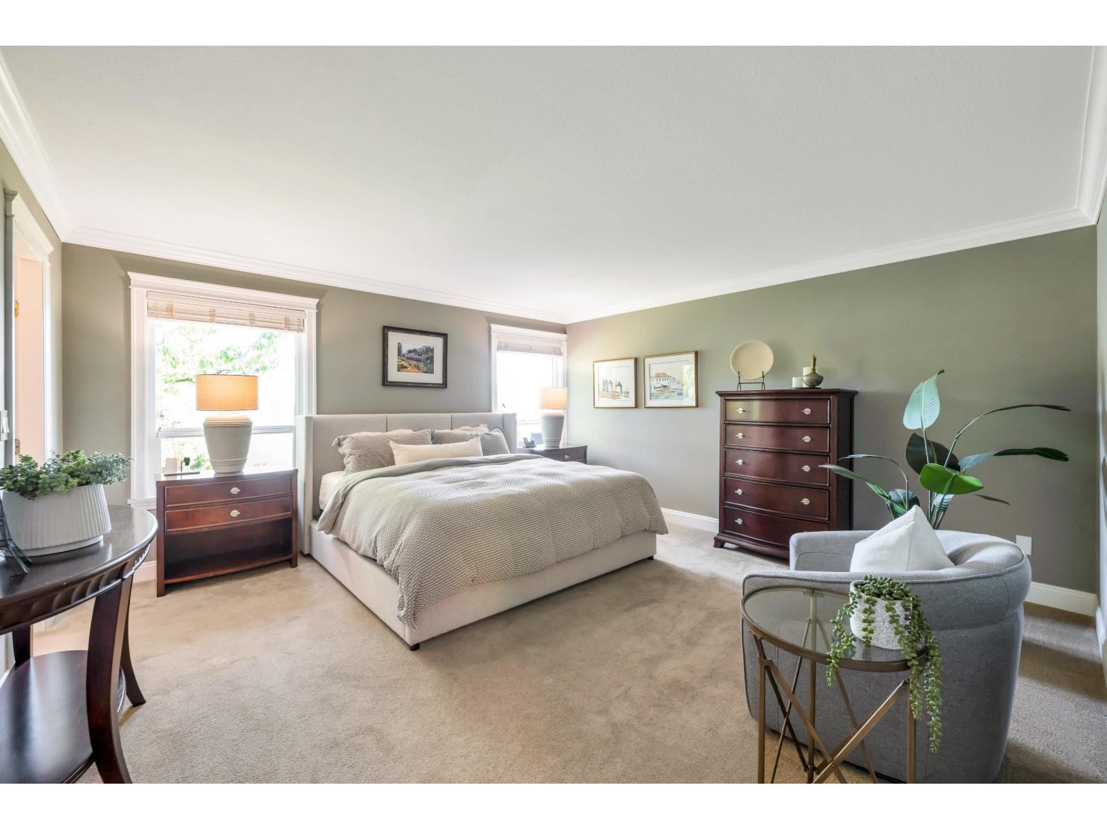 3152 204 Street Property Photo 16