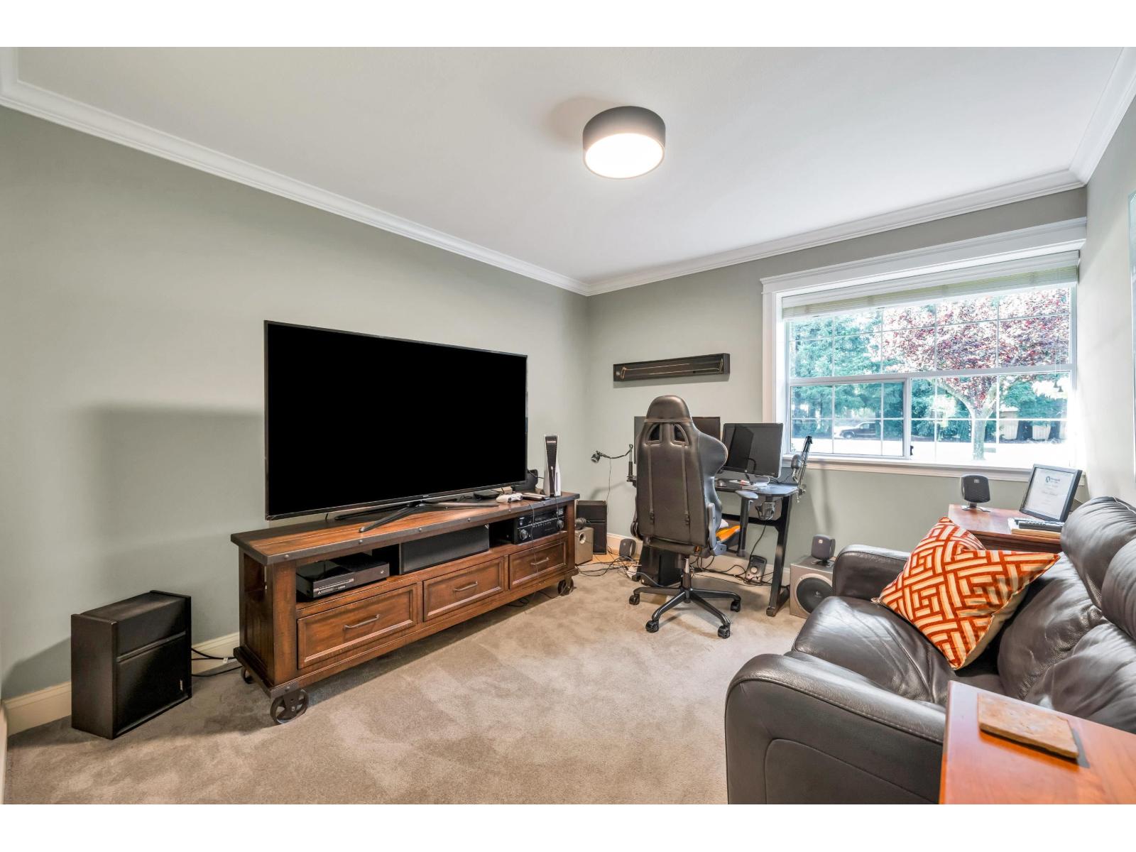 3152 204 Street Property Photo 25