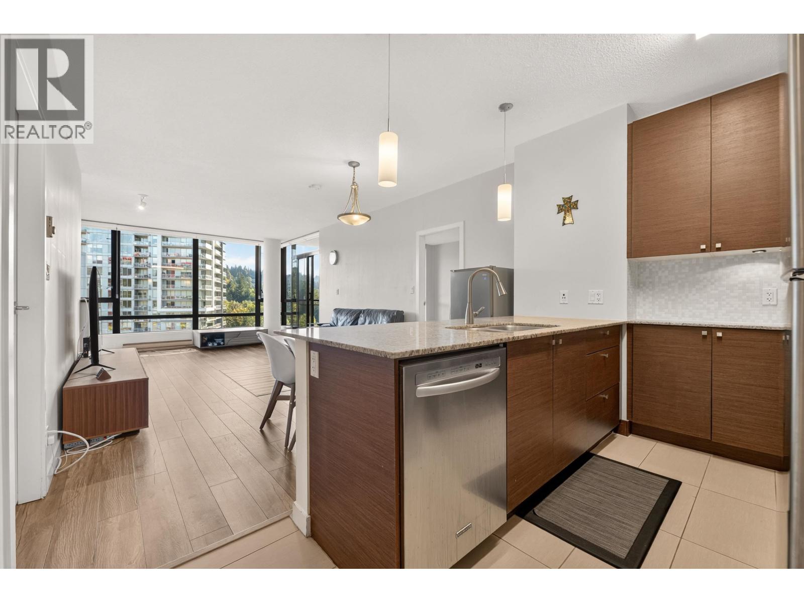 1503 400 Capilano Road Property Photo 4