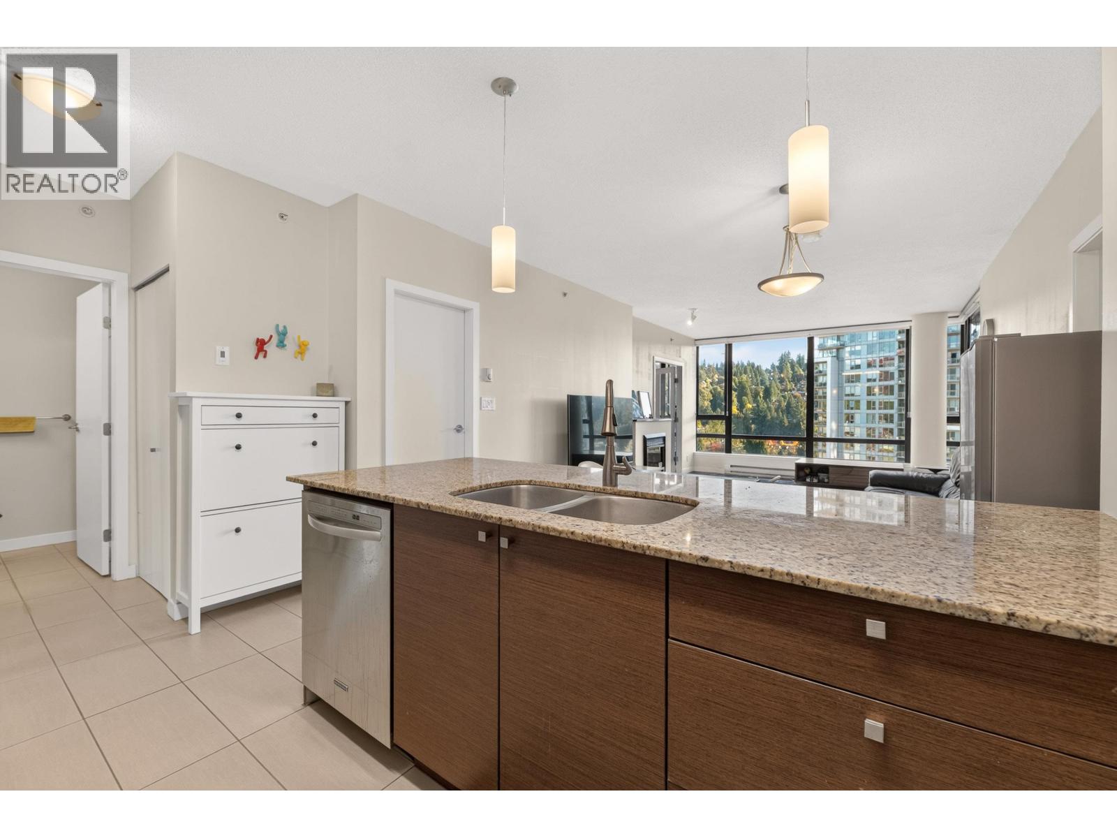 1503 400 Capilano Road Property Photo 8