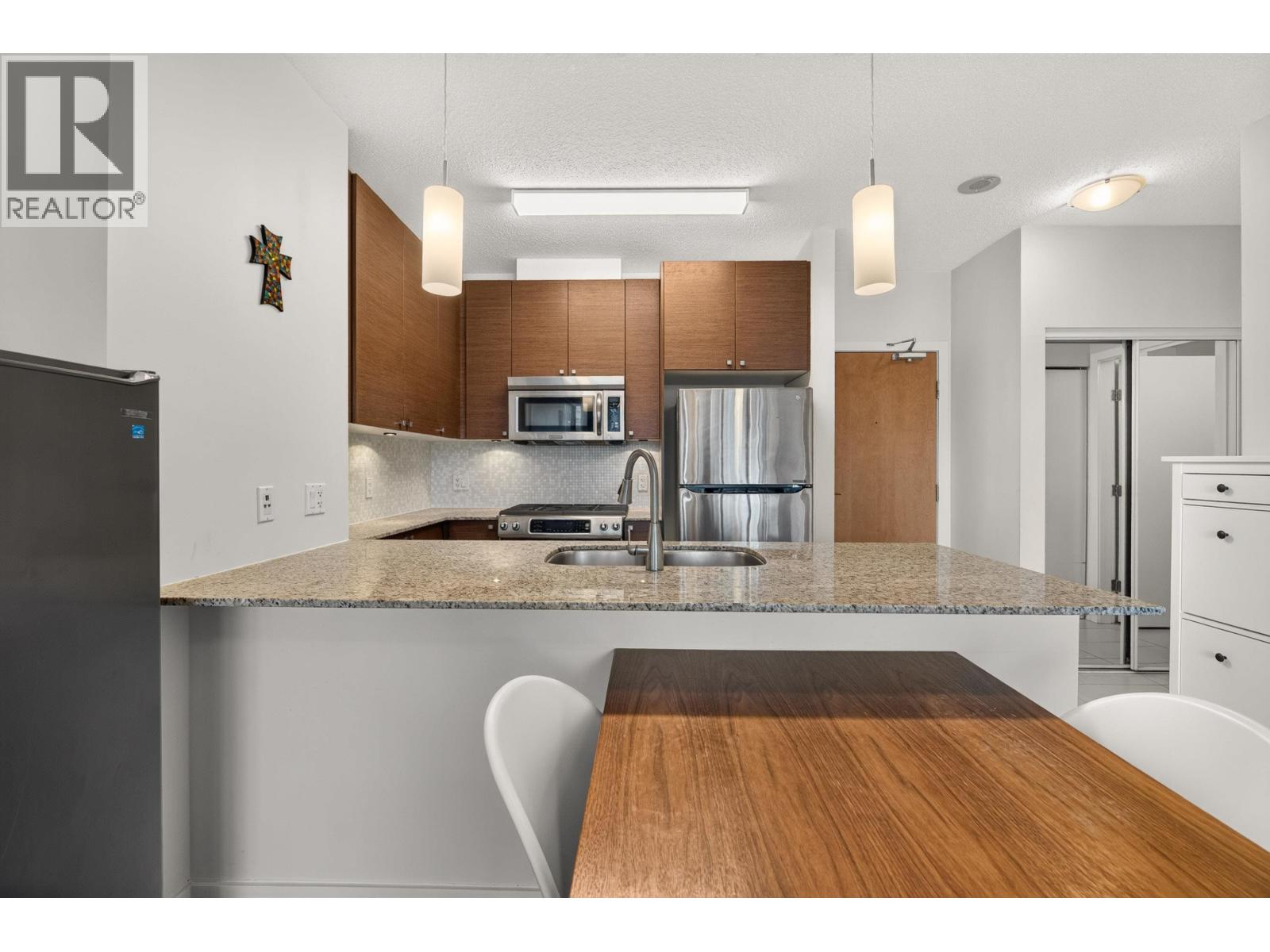 1503 400 Capilano Road Property Photo 12