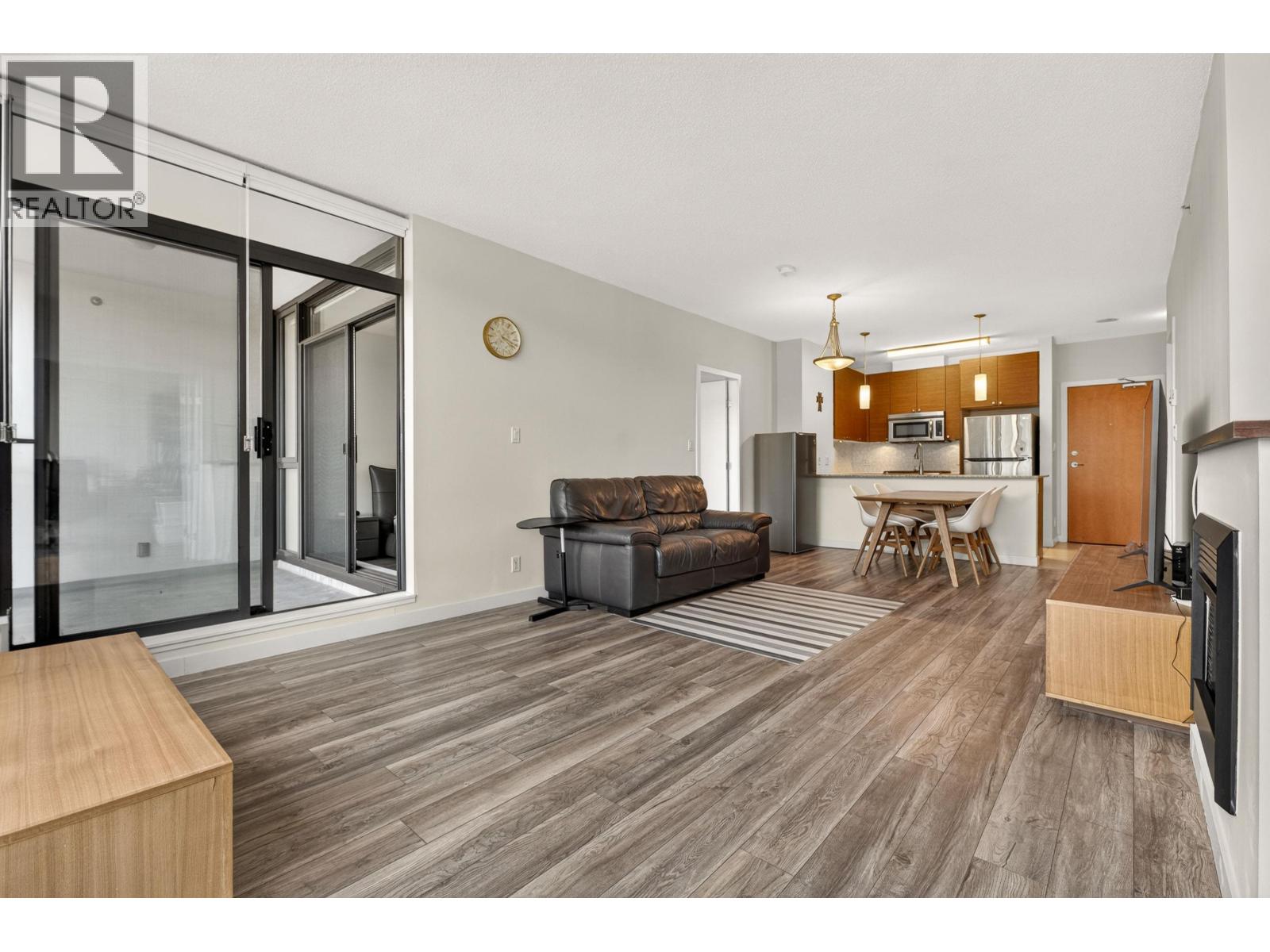 1503 400 Capilano Road Property Photo 21