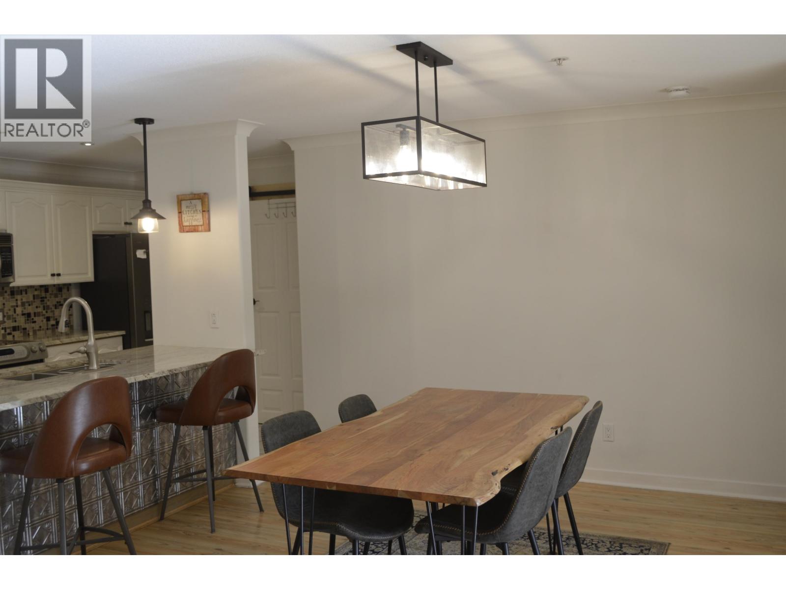 110 3176 Plateau Boulevard Property Photo 9