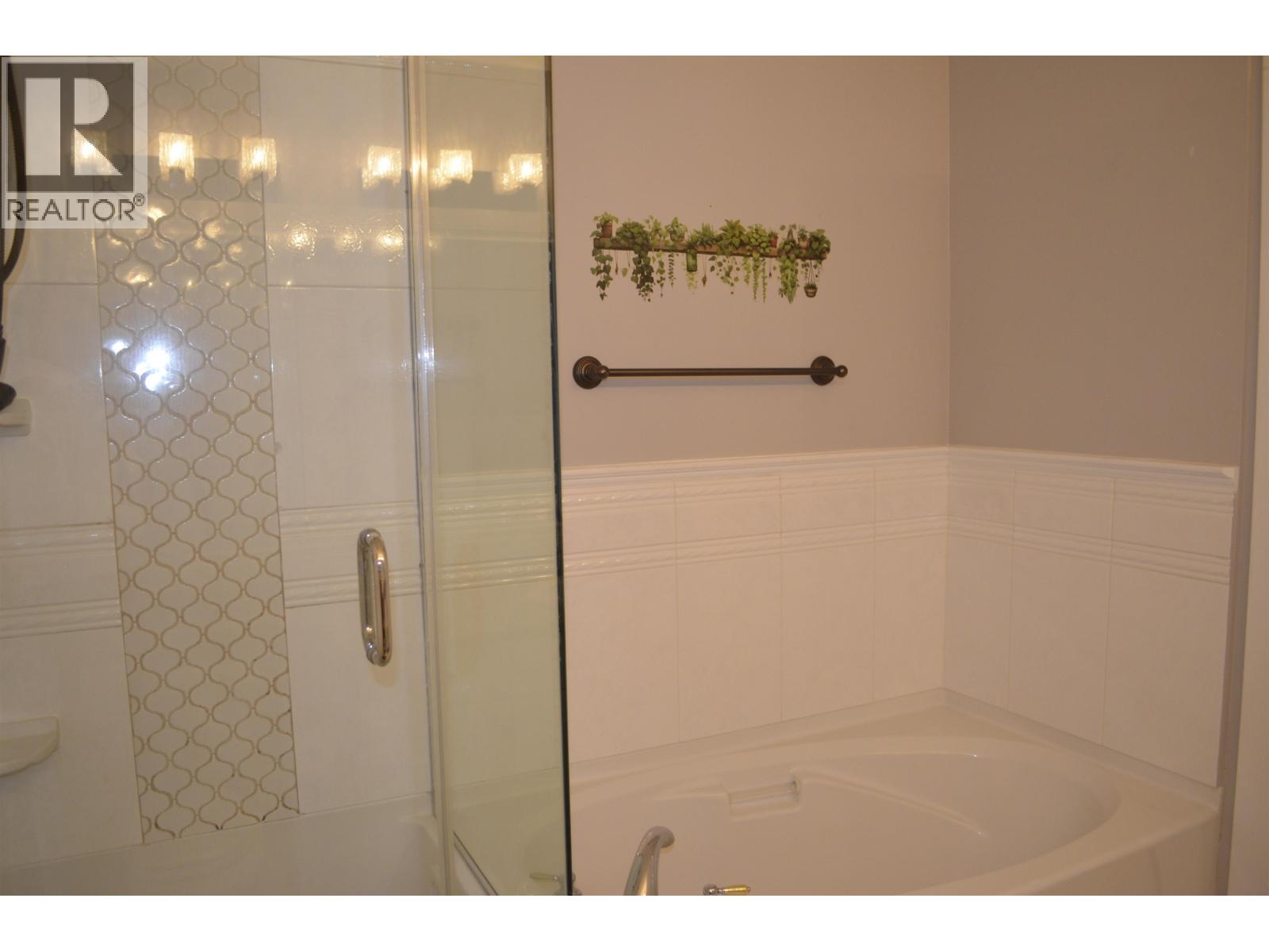 110 3176 Plateau Boulevard Property Photo 11
