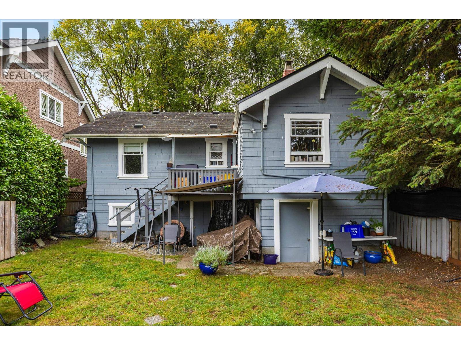 3883 W 20th Avenue Property Photo 7