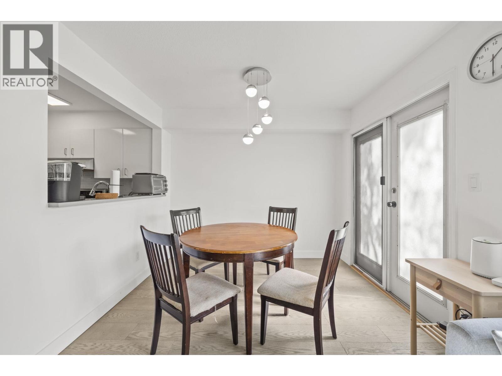 112 2211 No. 4 Road Property Photo 9