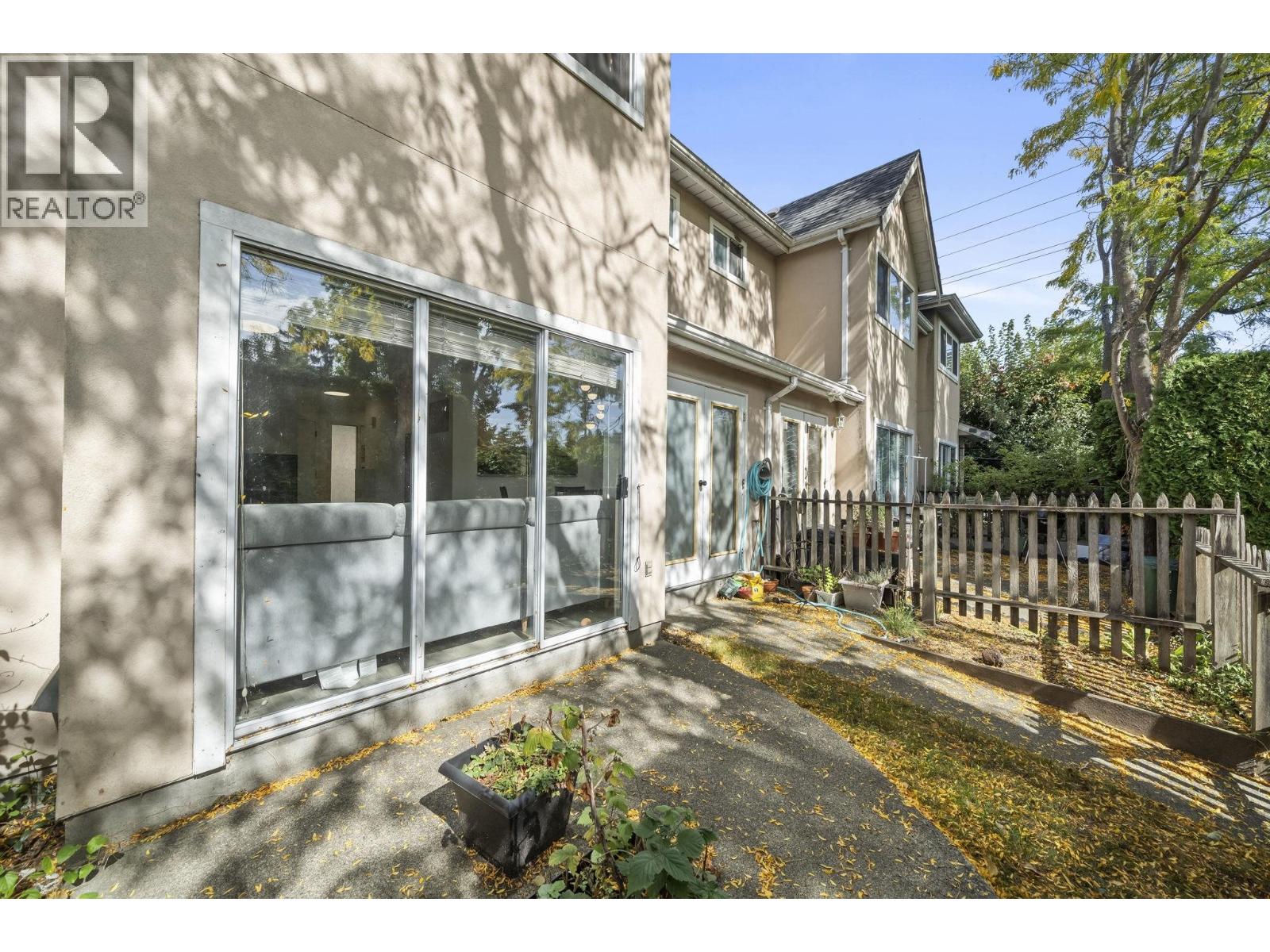 112 2211 No. 4 Road Property Photo 19