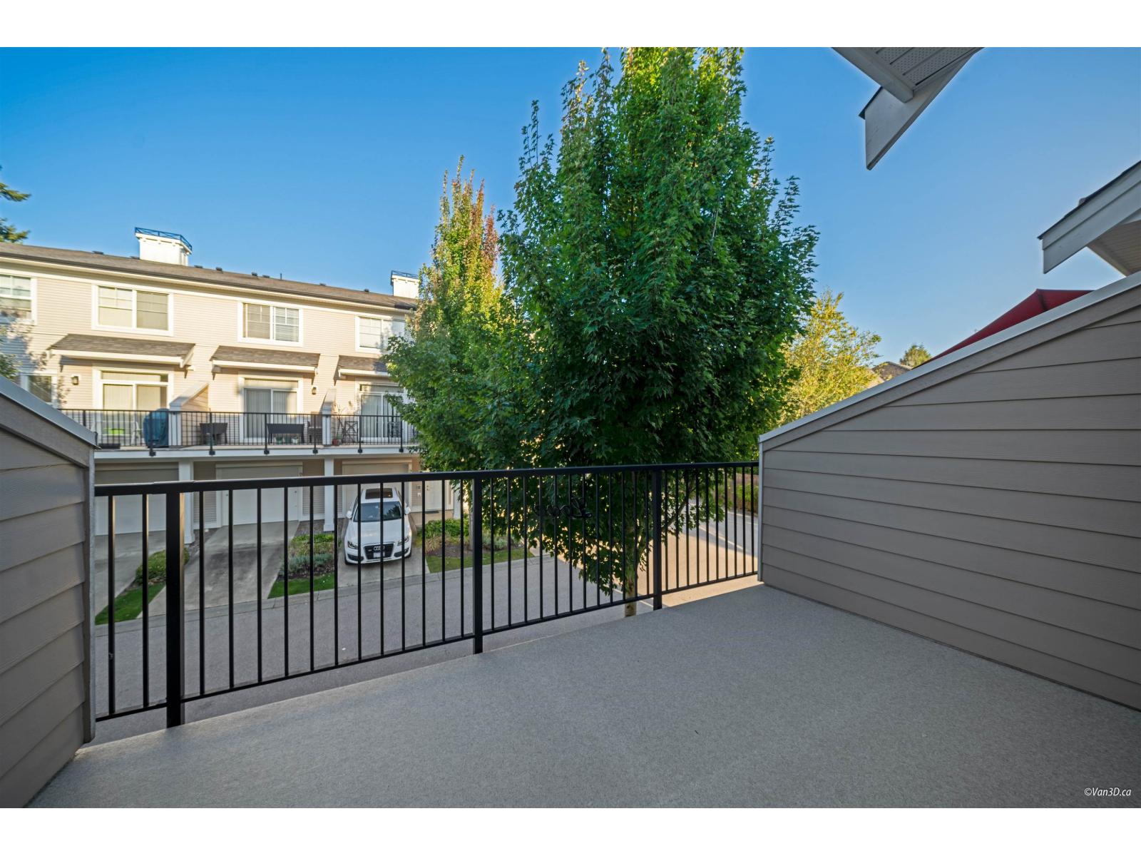 12 2469 164 Street Property Photo 29