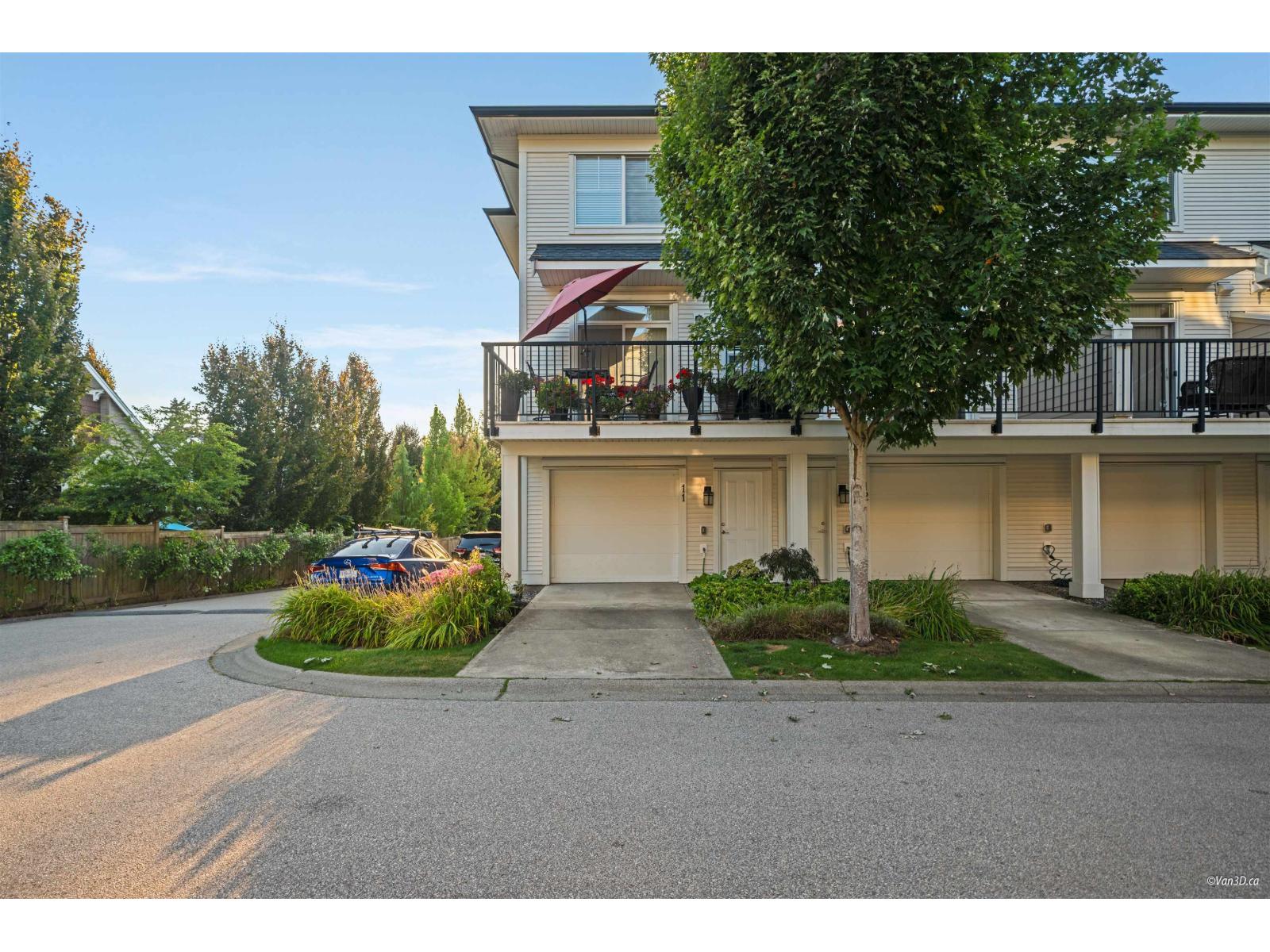 12 2469 164 Street Property Photo 34