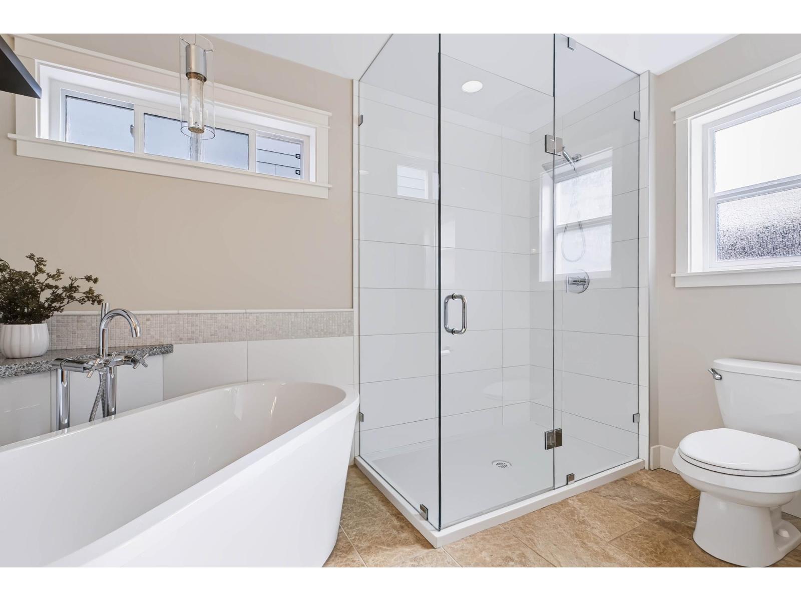 17294 0b Avenue Property Photo 25