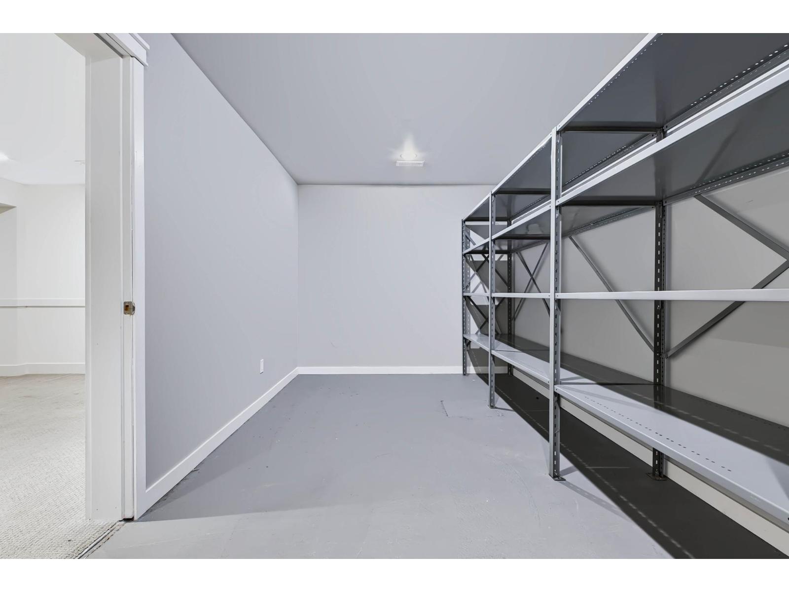 17294 0b Avenue Property Photo 31