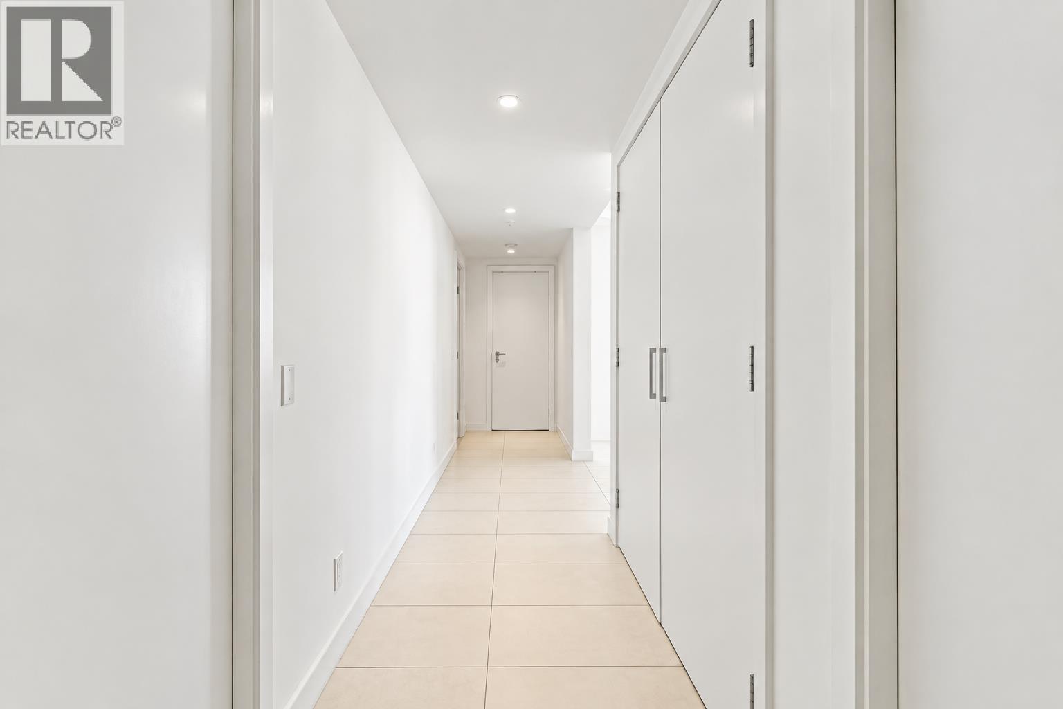 3407 1028 Barclay Street Property Photo 3