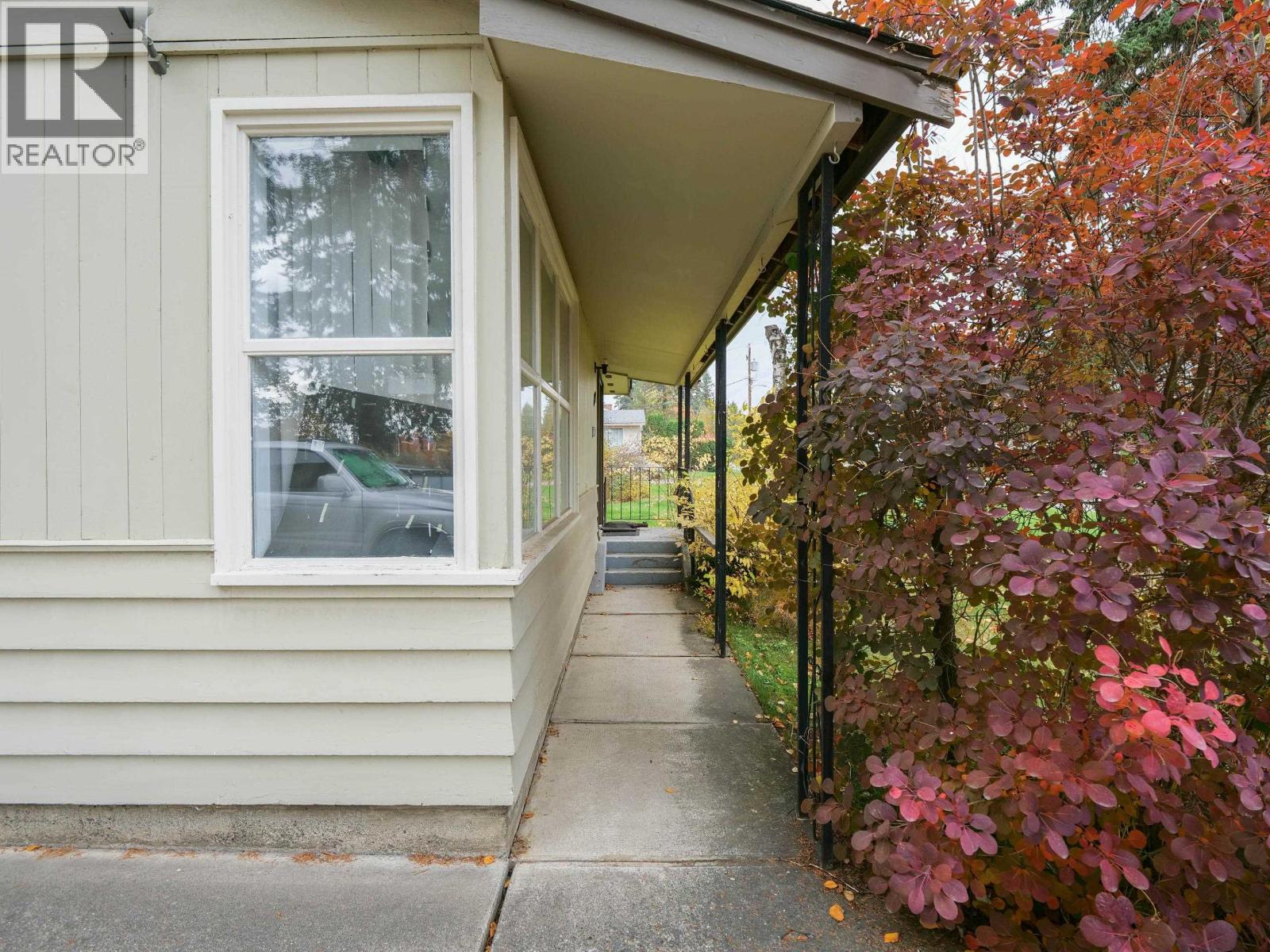 629 Wilson Street Property Photo 2