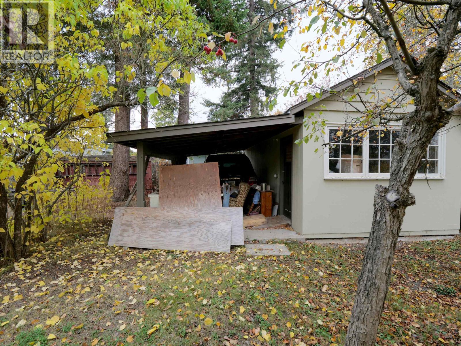 629 Wilson Street Property Photo 6