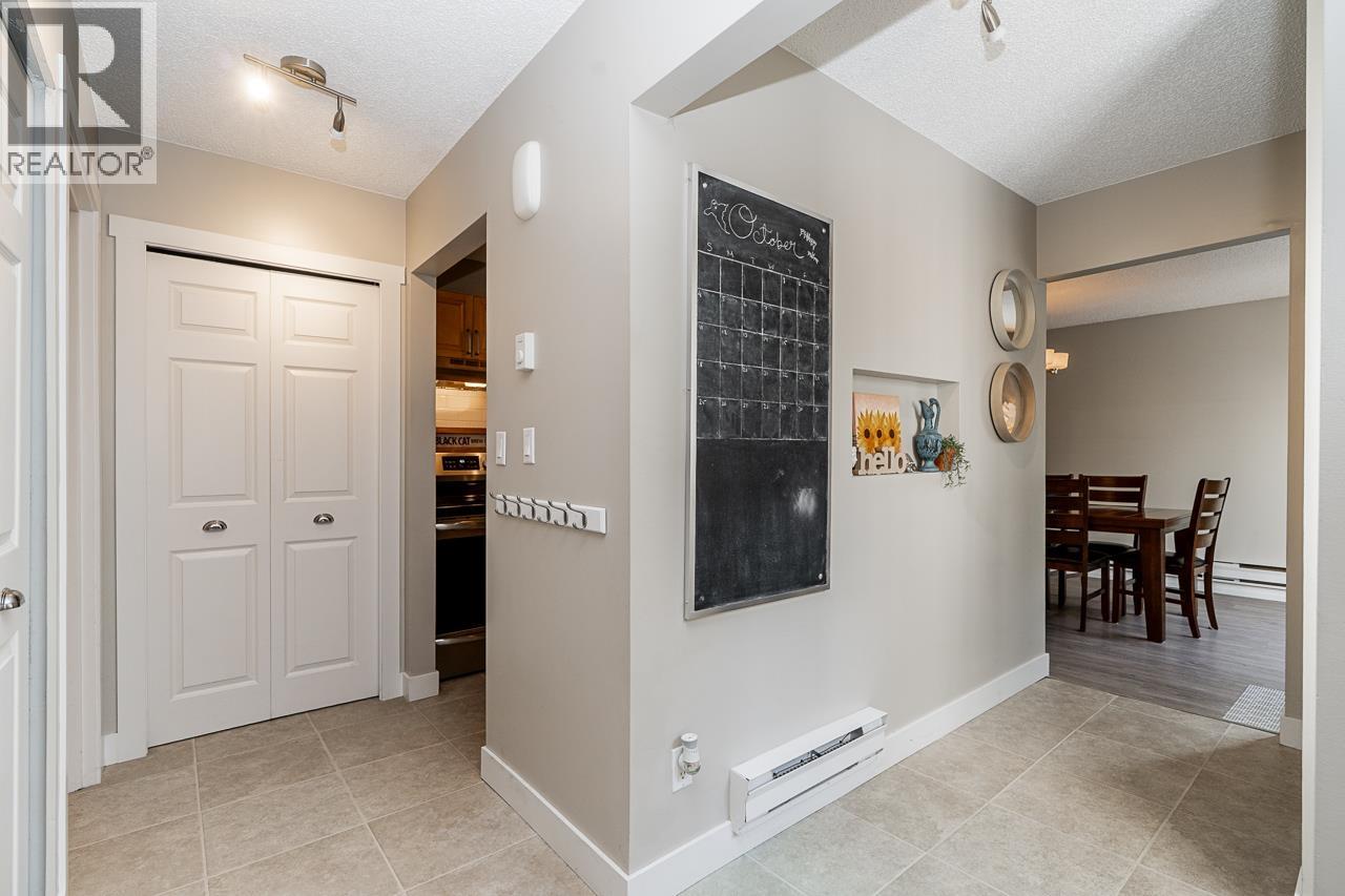 157 5421 10 Avenue Property Photo 9
