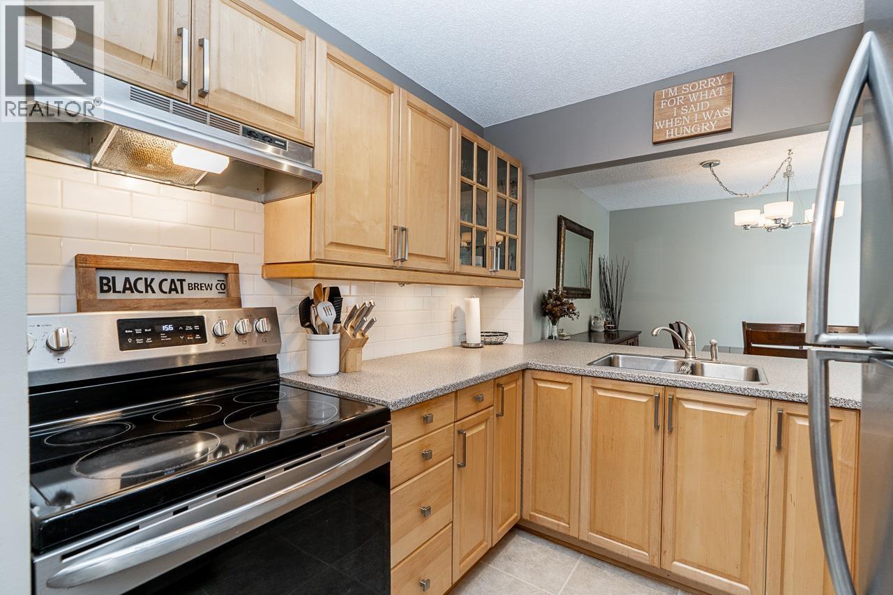 157 5421 10 Avenue Property Photo 11