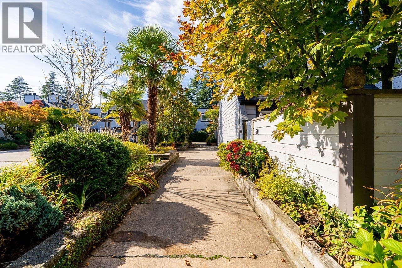 157 5421 10 Avenue Property Photo 27