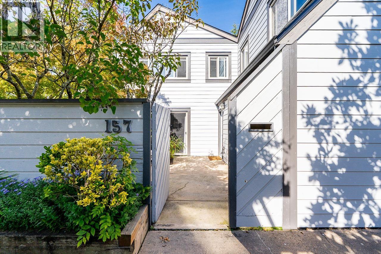 157 5421 10 Avenue Property Photo 30
