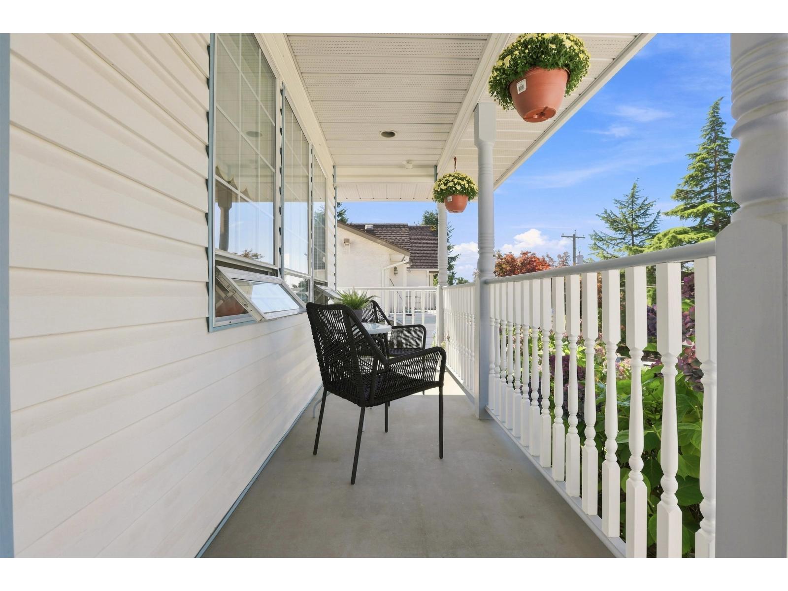 7842 108 Street Property Photo 3