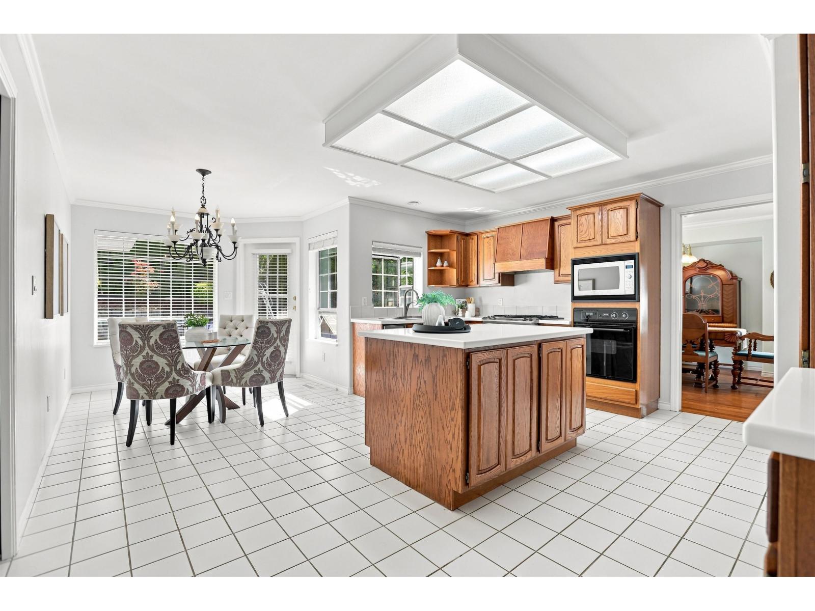 7842 108 Street Property Photo 10
