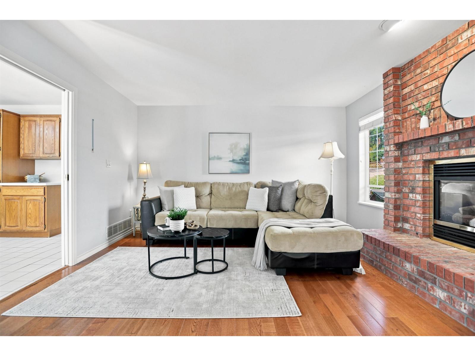 7842 108 Street Property Photo 12