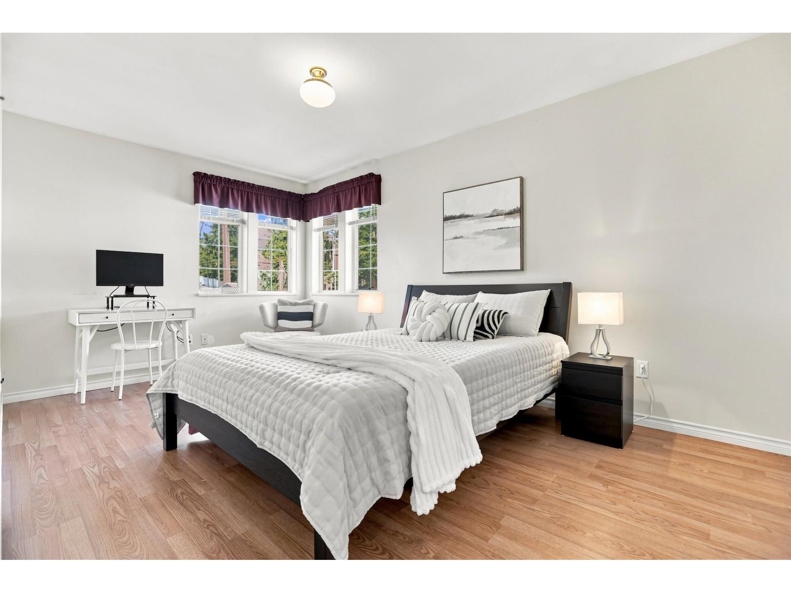 7842 108 Street Property Photo 22